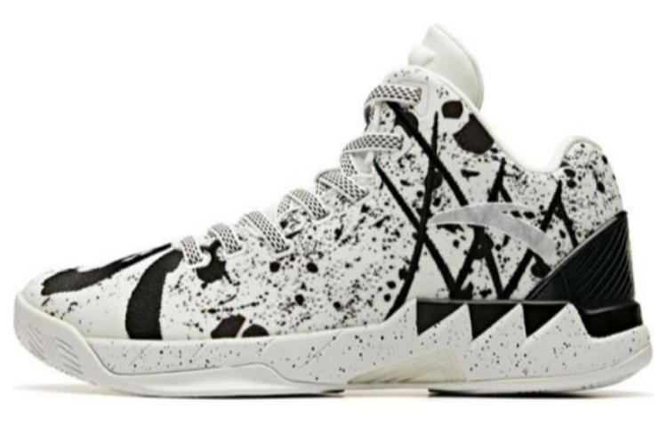 Баскетбольные кроссовки KT1 мужские низкие черные/белые Anta
Баскетбольные кроссовки KT1 мужские низкие черные/белые Anta