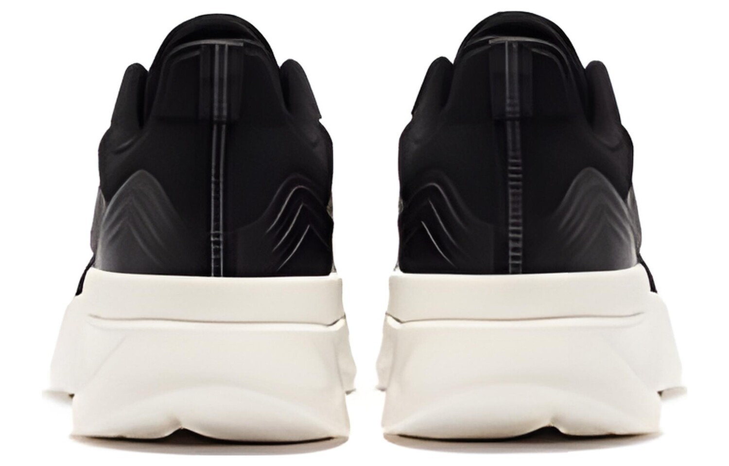 Кроссовки мужские низкие черный/белый 361°
Кроссовки мужские низкие черный/белый 361°