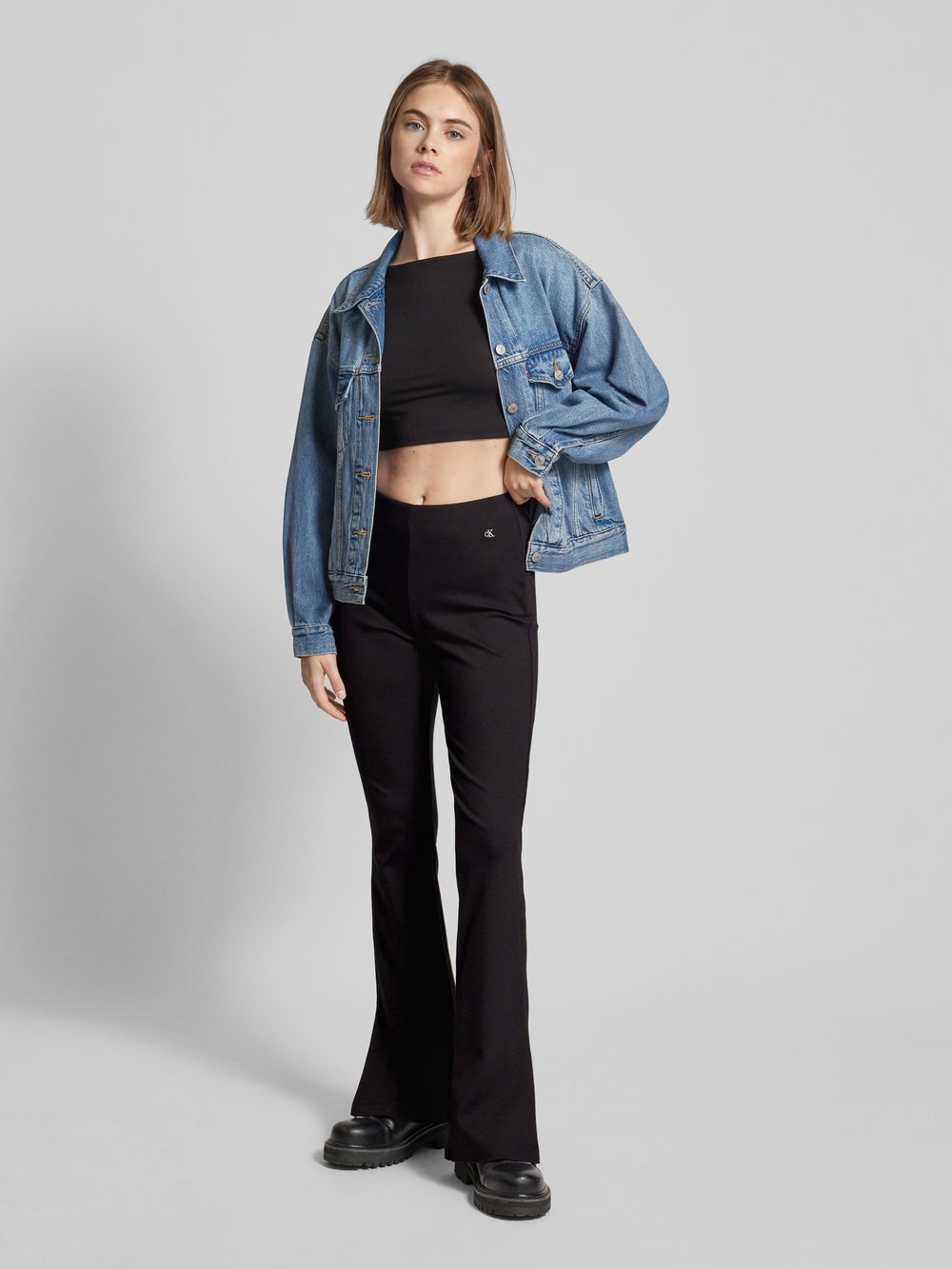 Леггинсы свободного кроя с этикеткой, модель «SCULPTED MILANO» Calvin Klein Jeans, черный
Леггинсы свободного кроя с этикеткой, модель «SCULPTED MILANO» Calvin Klein Jeans, черный
