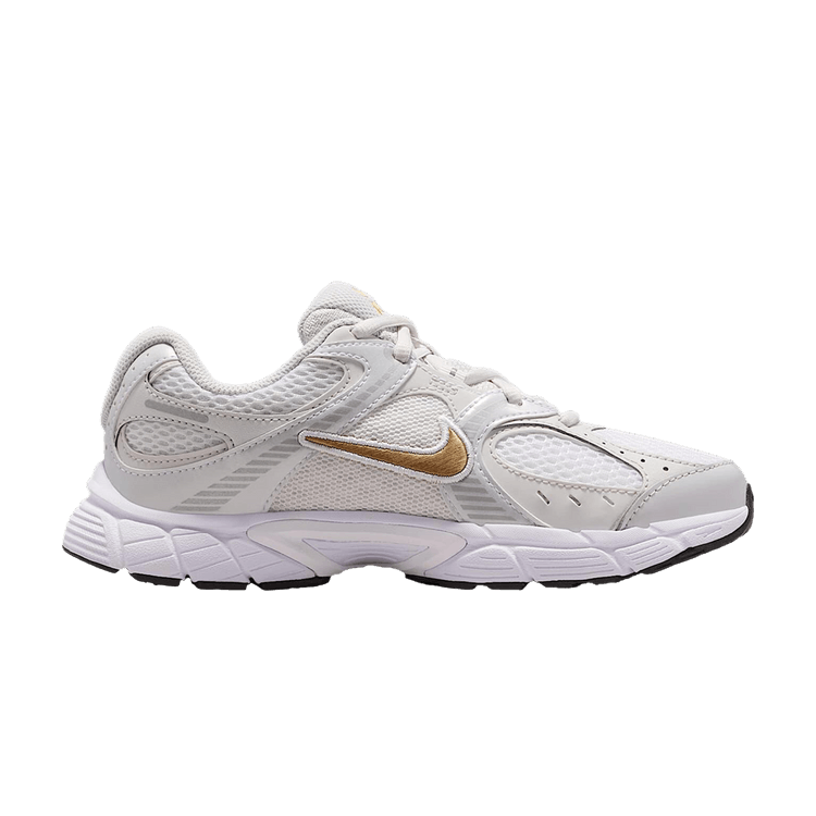 Кроссовки Nike V5 RNR GS 'White Metallic Gold'
Кроссовки Nike V5 RNR GS 'White Metallic Gold'