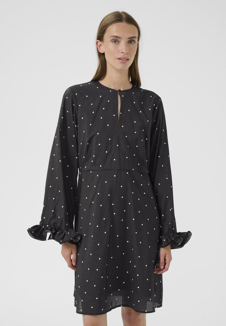 Платье Karen by Simonsen KBCAROLINE DRESS, Caroline Print Meteorite/Black
Платье Karen by Simonsen KBCAROLINE DRESS, Caroline Print Meteorite/Black