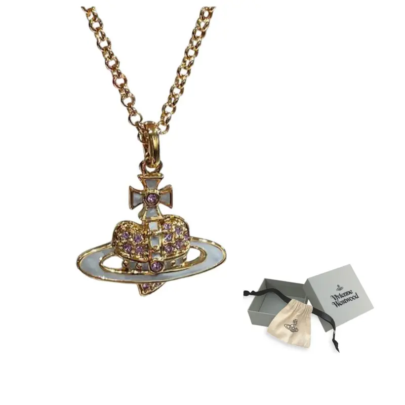 Vivienne Westwood Металлическое ожерелье с дизайном перевернутого сердца Сатурна Unisex Gold/Blue
Vivienne Westwood Металлическое ожерелье с дизайном перевернутого сердца Сатурна Unisex Gold/Blue