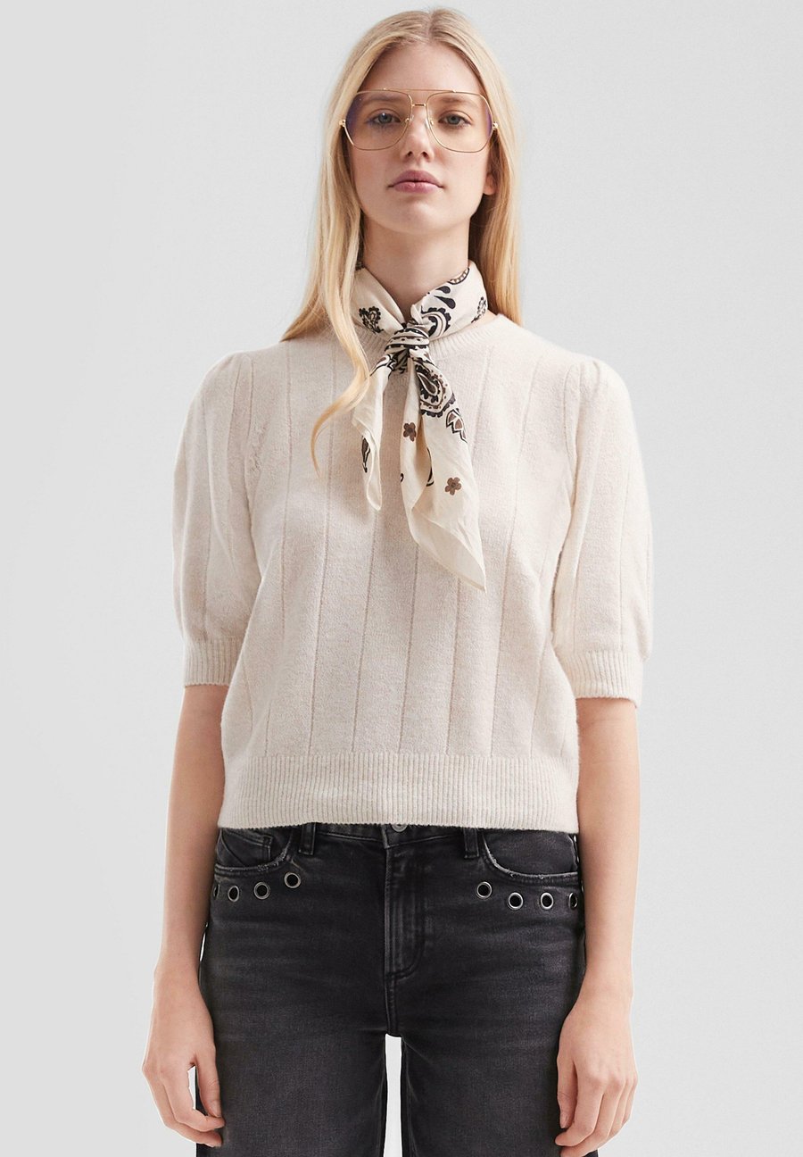 Футболка QS Basic T-shirt, Creme/Off-White, Белый, Футболка QS Basic T-shirt, Creme/Off-White
Футболка QS Basic T-shirt, Creme/Off-White, Белый, Футболка QS Basic T-shirt, Creme/Off-White