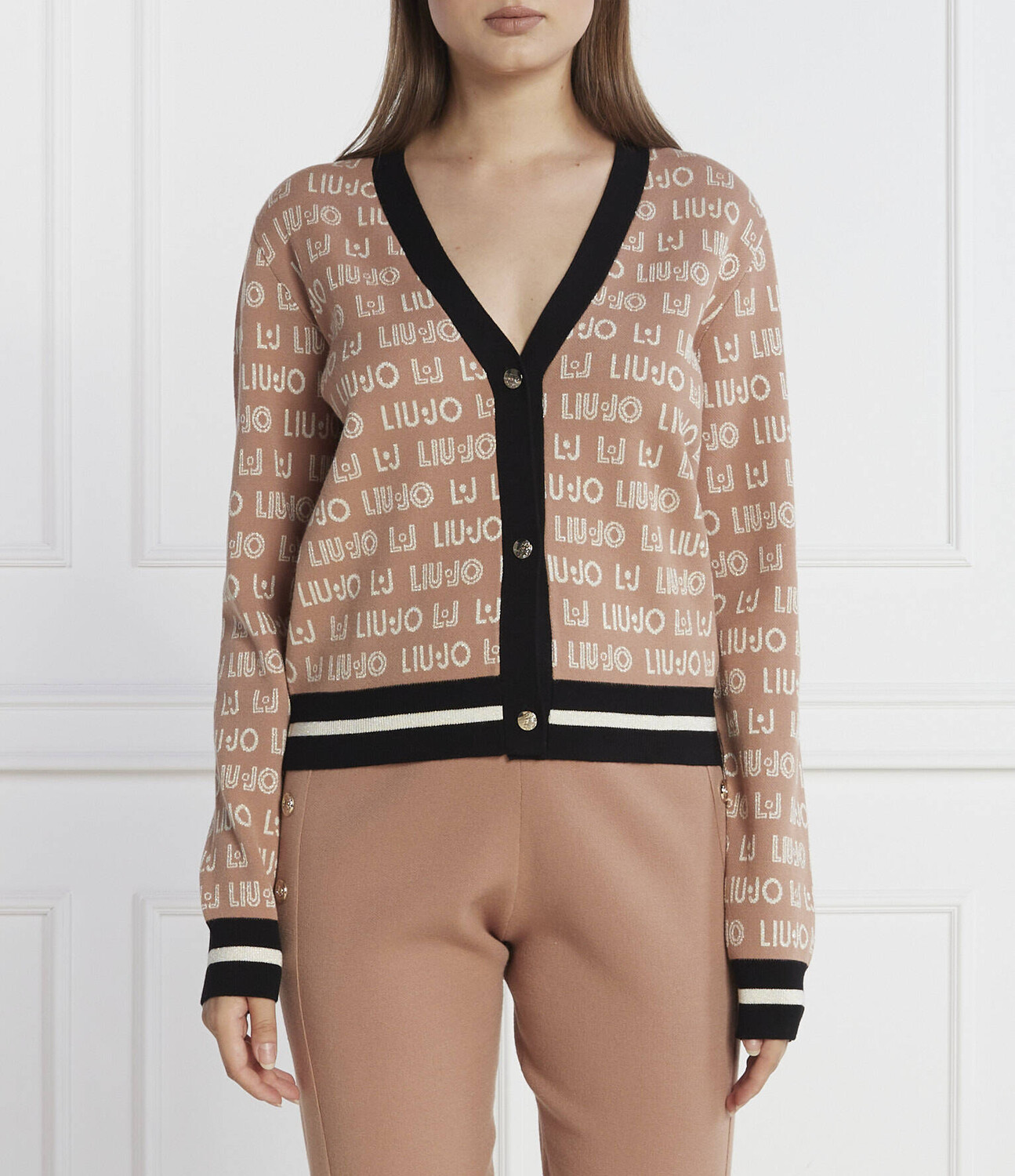 Свитер Liu Jo Sport magila aperta Regular Fit, бежевый
Свитер Liu Jo Sport magila aperta Regular Fit, бежевый
