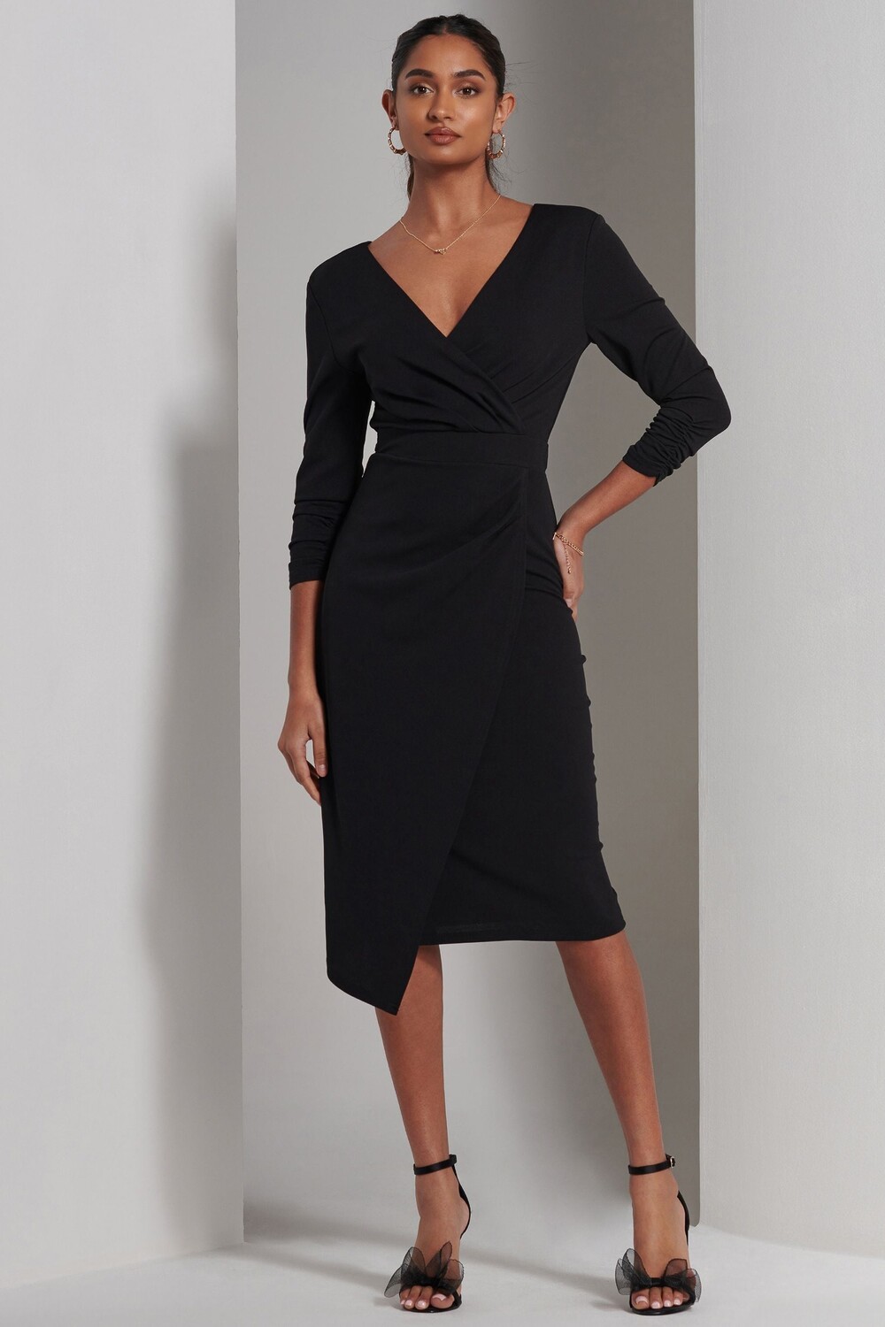 Облегающее платье с рукавами 3/4 Jolie Moi, черный
Облегающее платье с рукавами 3/4 Jolie Moi, черный