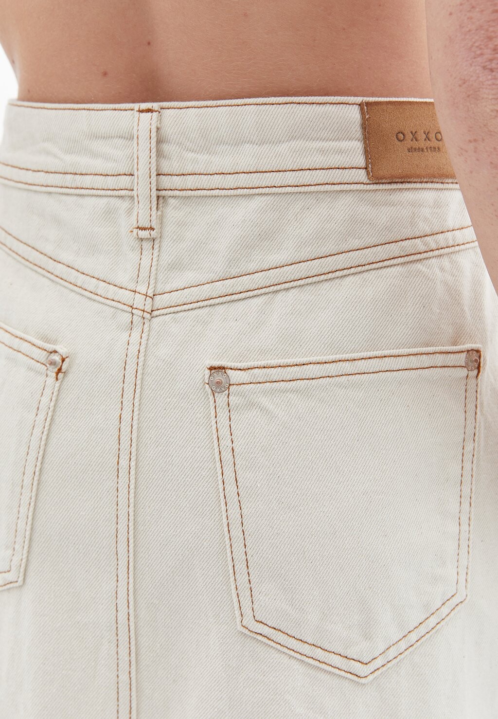 Юбка А-силуэта OXXO, белый
Юбка А-силуэта OXXO, белый