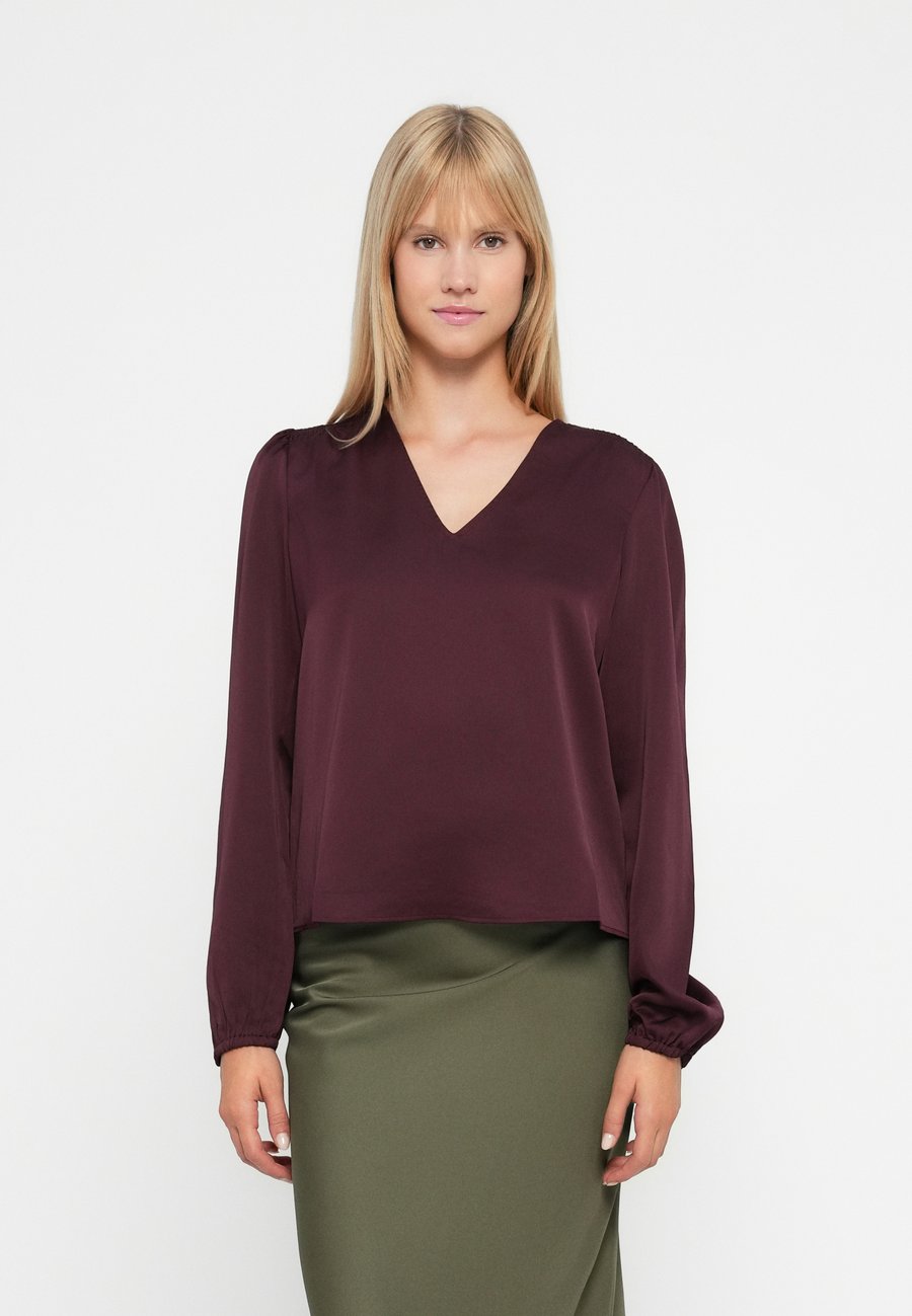 Блуза VILA VIELLETTE SMOCK, Fig/Dark Purple
Блуза VILA VIELLETTE SMOCK, Fig/Dark Purple