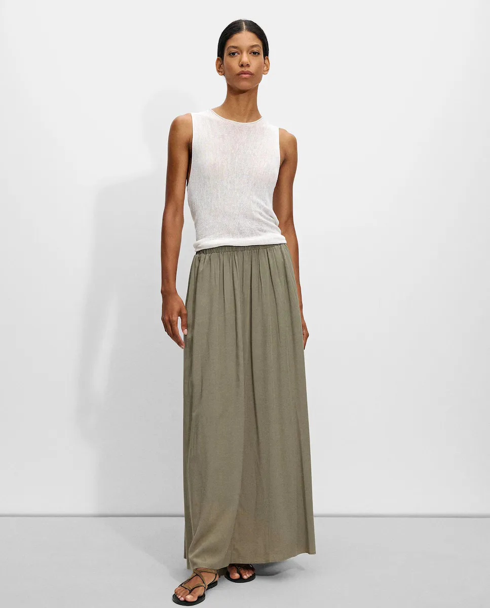 Длинная юбка с эластичной талией в однотонном цвете Parfois, зеленый
Длинная юбка с эластичной талией в однотонном цвете Parfois, зеленый