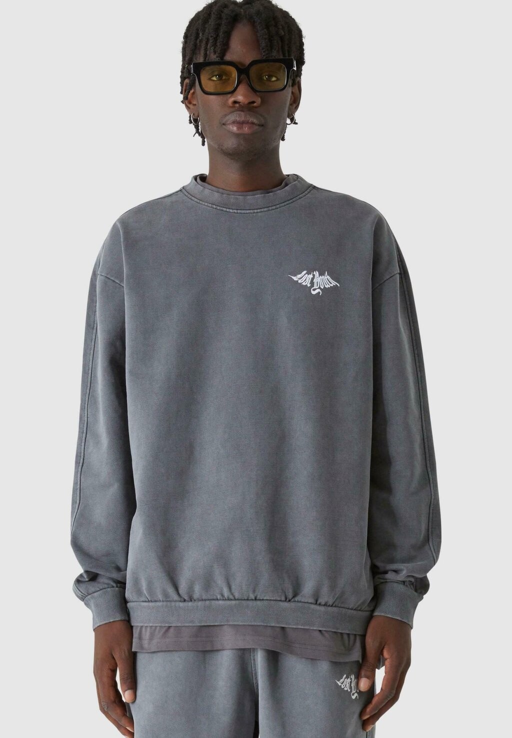 Толстовка Heavy Crewneck Classic Lost Youth, цвет darkshadow
Толстовка Heavy Crewneck Classic Lost Youth, цвет darkshadow