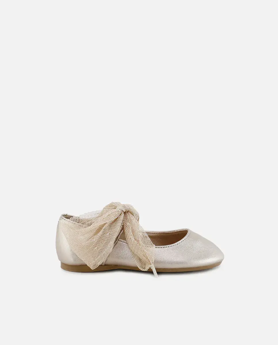 Кожаные балетки для девочки с лентами плюмети Eli 1957, золотой
Кожаные балетки для девочки с лентами плюмети Eli 1957, золотой
