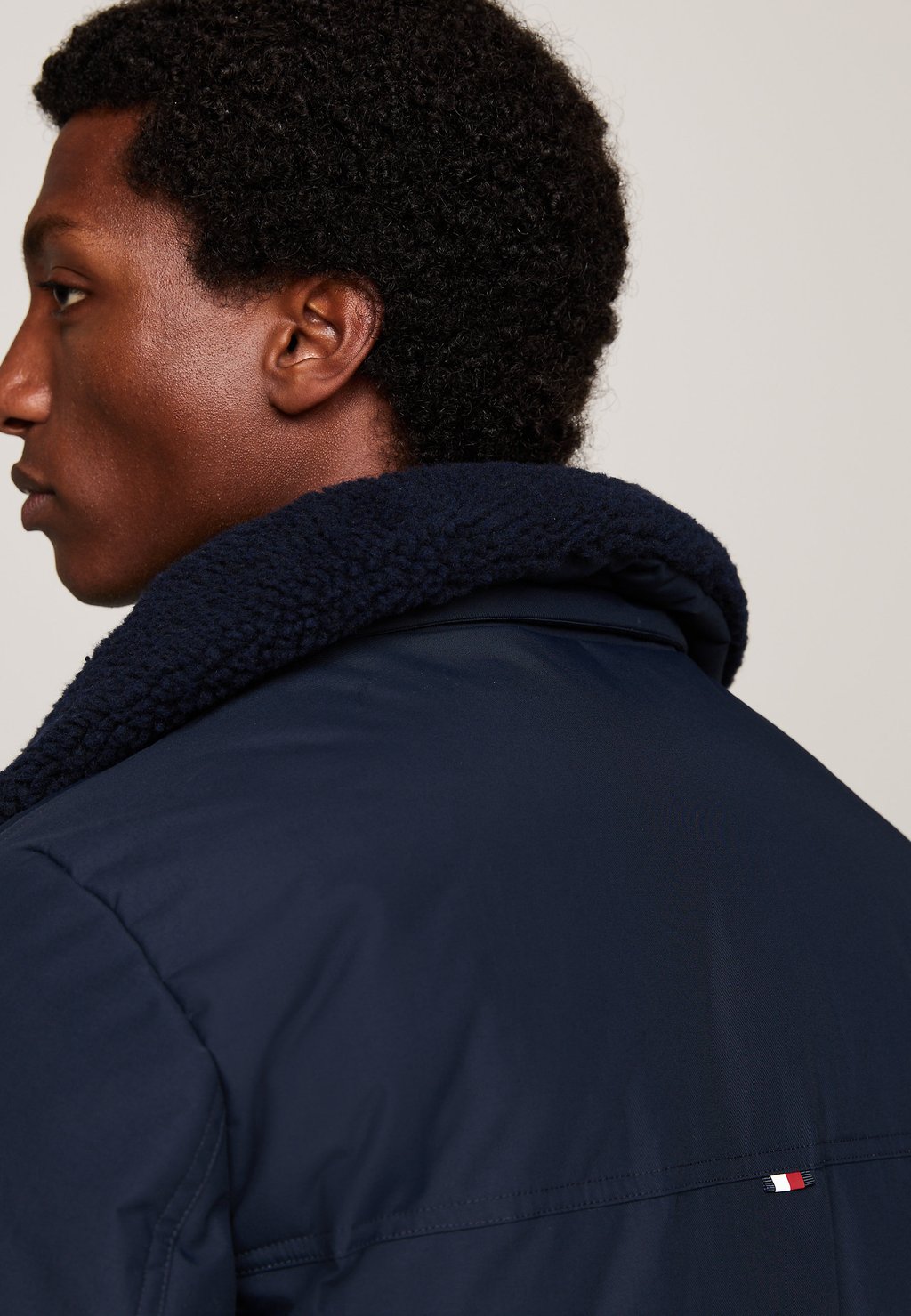 Зимняя куртка ROCKIE UTILITY HOODED Tommy Hilfiger, темно-синий
Зимняя куртка ROCKIE UTILITY HOODED Tommy Hilfiger, темно-синий