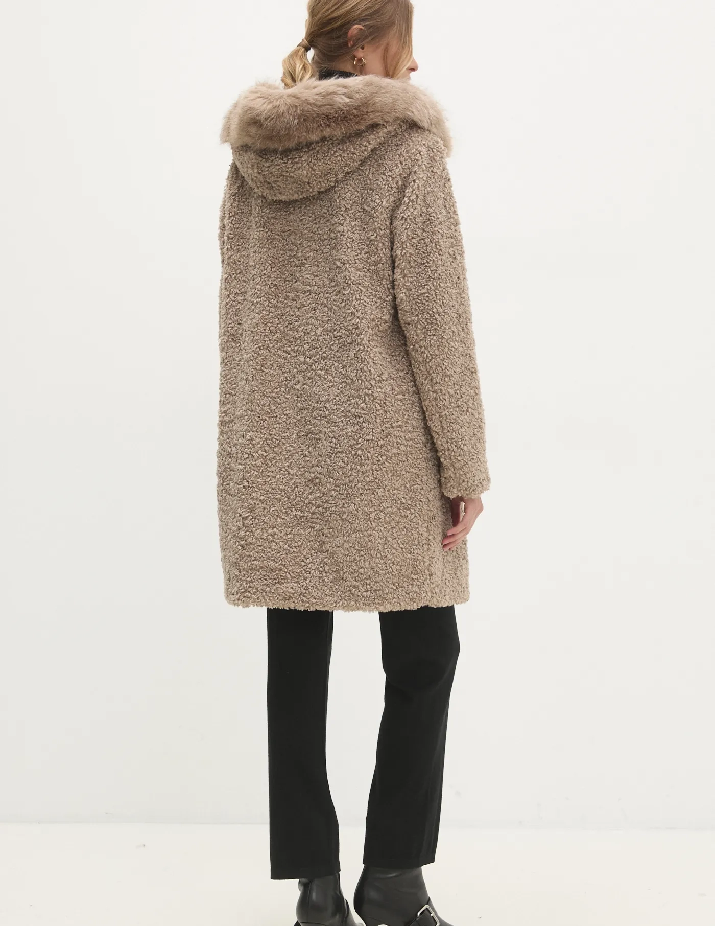 Плащ Answear Lab, коричневый
Плащ Answear Lab, коричневый