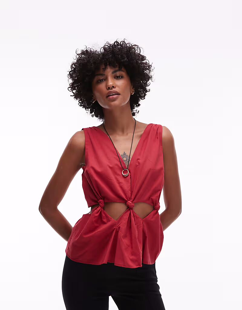 Топ Topshop из хлопковой вуали без рукавов с узлом на талии красного цвета
Топ Topshop из хлопковой вуали без рукавов с узлом на талии красного цвета