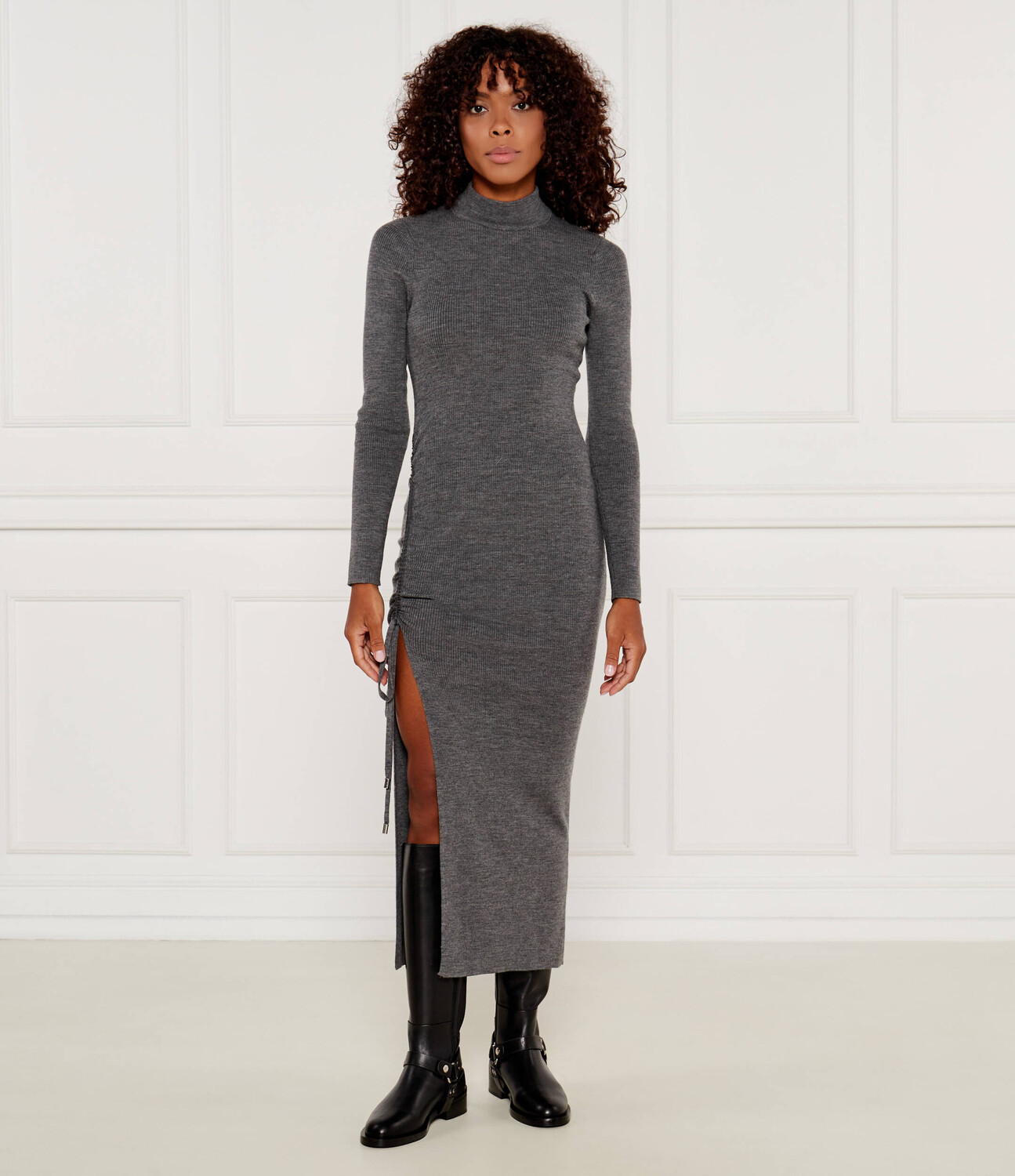 Платье Michael Kors, цвет grafite
Платье Michael Kors, цвет grafite