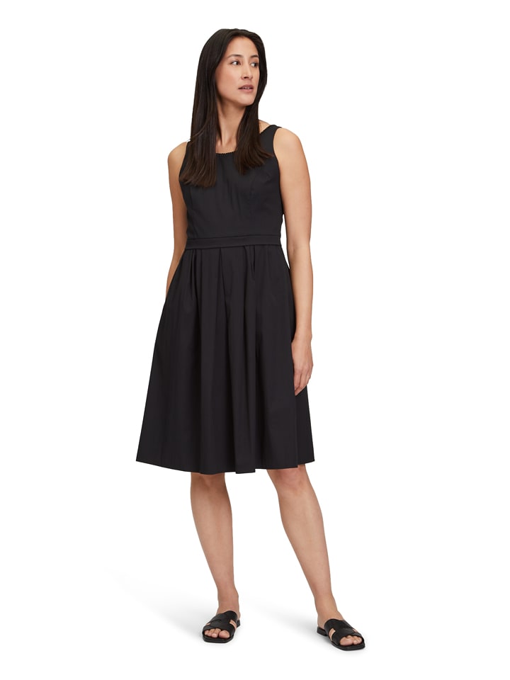 Платье до колена Vera Mont, черный
Платье до колена Vera Mont, черный