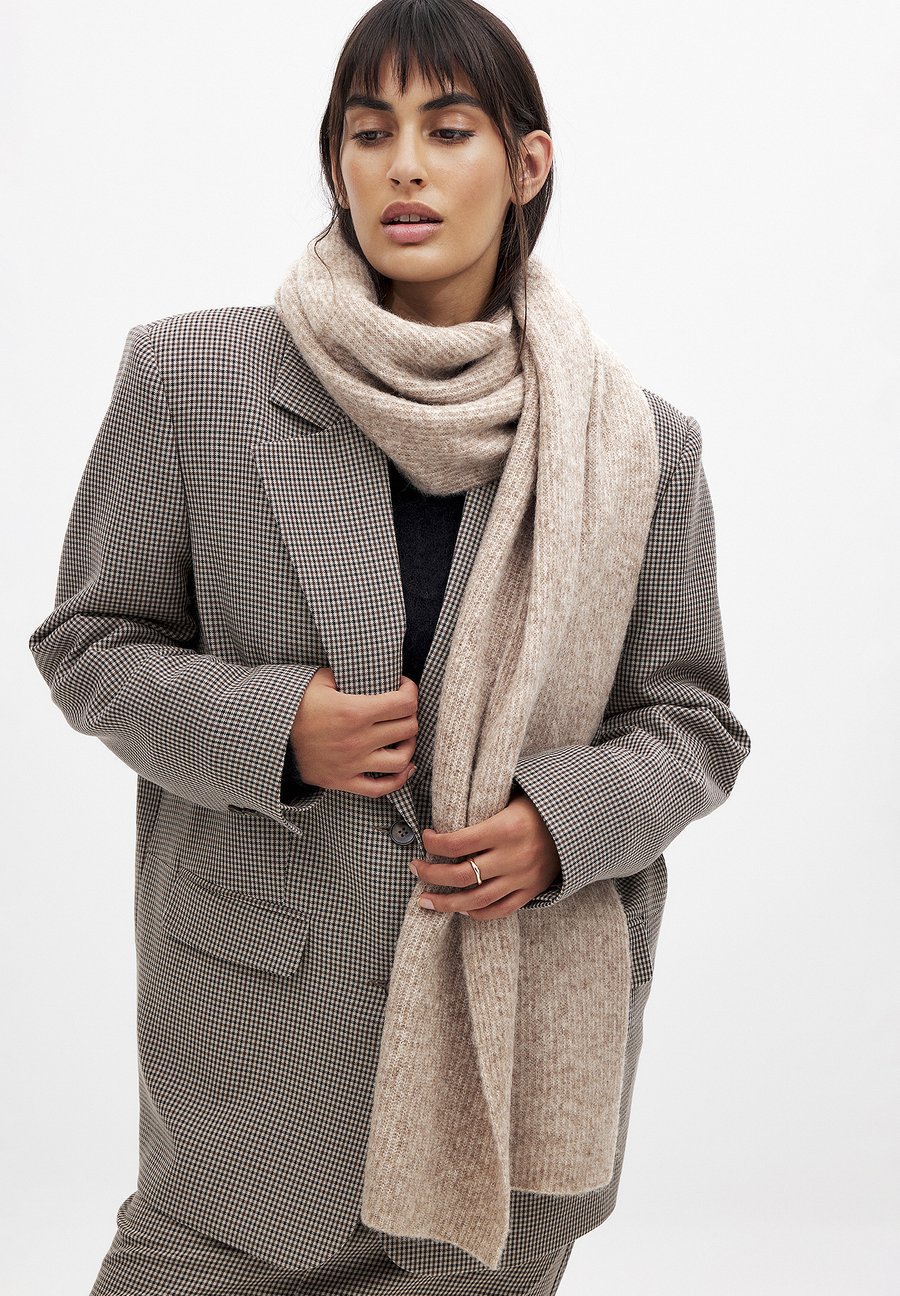 Шарф NA-KD Scarf, Beige
Шарф NA-KD Scarf, Beige