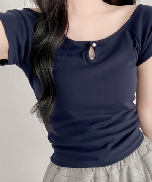 Футболка с коротким рукавом, жемчужный принт NANAHACHI, темно-синий
Футболка с коротким рукавом, жемчужный принт NANAHACHI, темно-синий