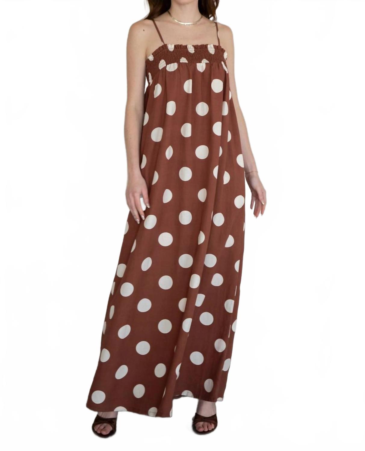 Коричневое платье макси в горошек Things Between, коричневый
Коричневое платье макси в горошек Things Between, коричневый