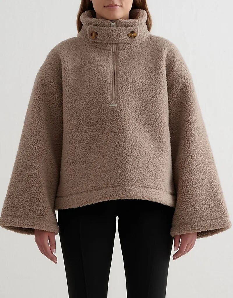 Анорак Aim'n Dark clay brushed в цвете «темная глина»
Анорак Aim'n Dark clay brushed в цвете «темная глина»