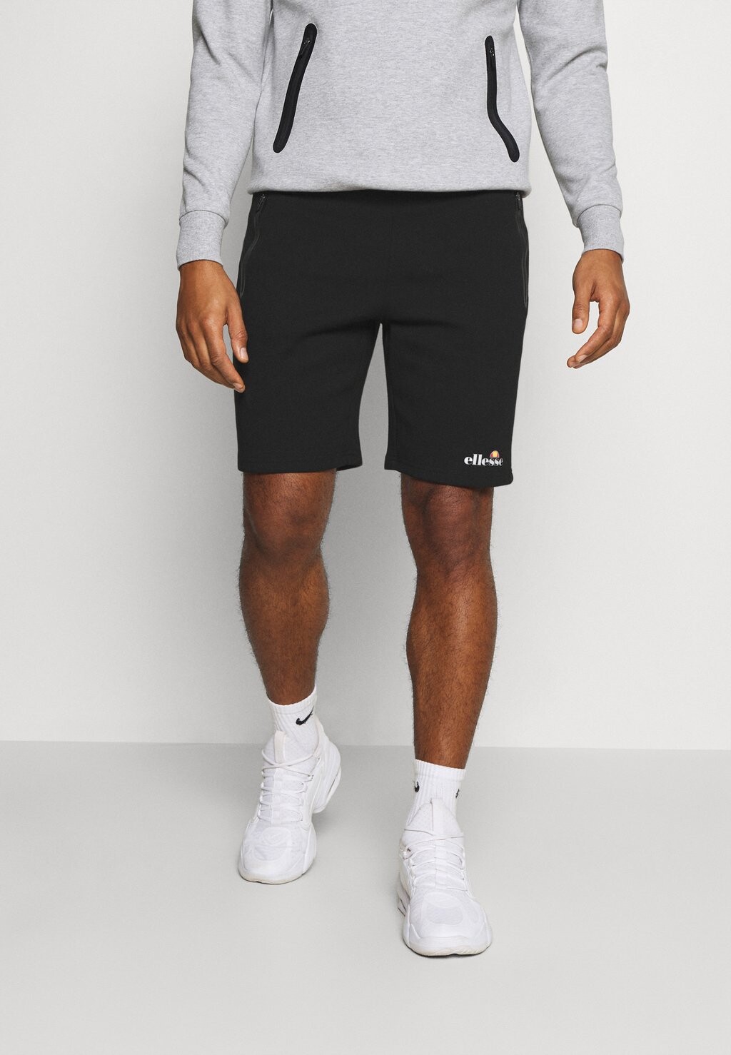 Спортивные шорты Ellesse ASTERO, цвет Black
Спортивные шорты Ellesse ASTERO, цвет Black