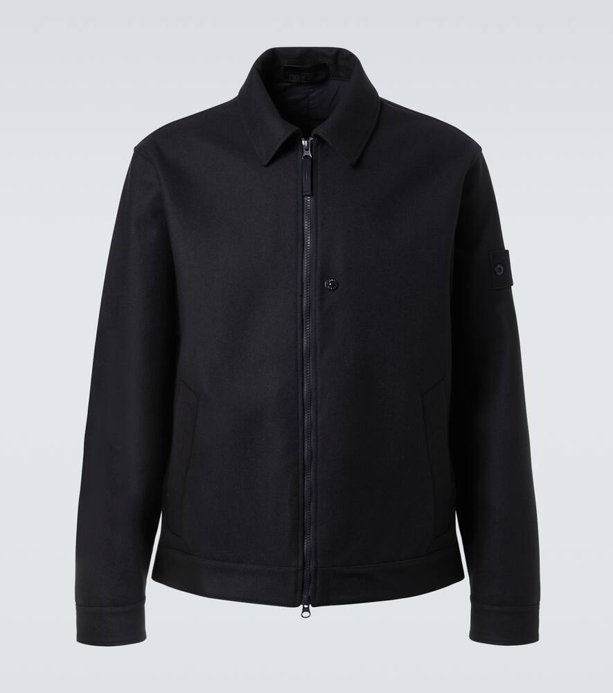 Призрачная куртка из шерстяного фланели Stone Island, Navy Blue
Призрачная куртка из шерстяного фланели Stone Island, Navy Blue