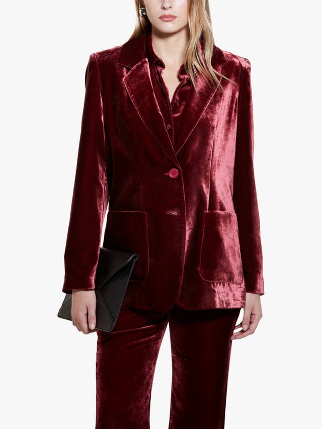 Бархатный блейзер SISLEY, красный
Бархатный блейзер SISLEY, красный