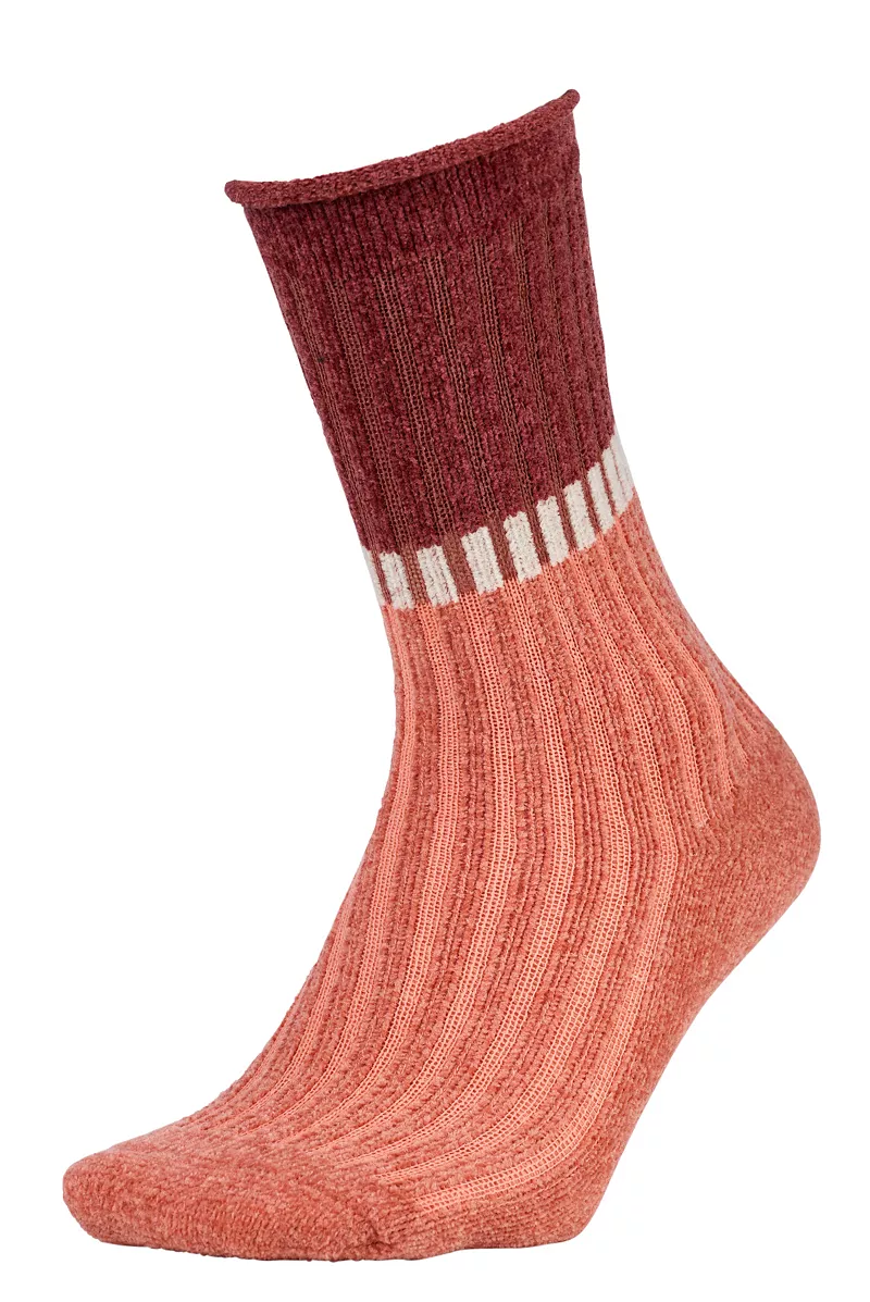 Женские однотонные носки с рулонным верхом Northeast Outfitters Cosy Cabin, розовый
Женские однотонные носки с рулонным верхом Northeast Outfitters Cosy Cabin, розовый