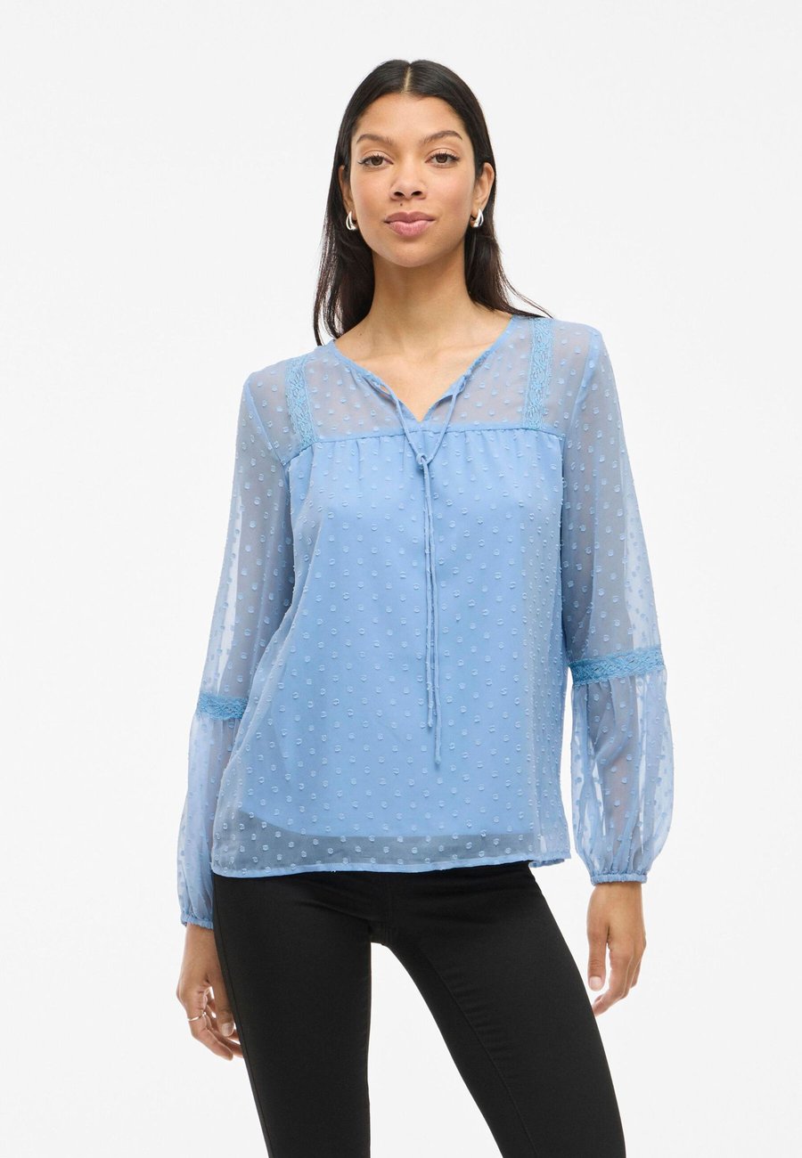 Блуза VILA VIEDEE, Blissful Blue/Blue
Блуза VILA VIEDEE, Blissful Blue/Blue
