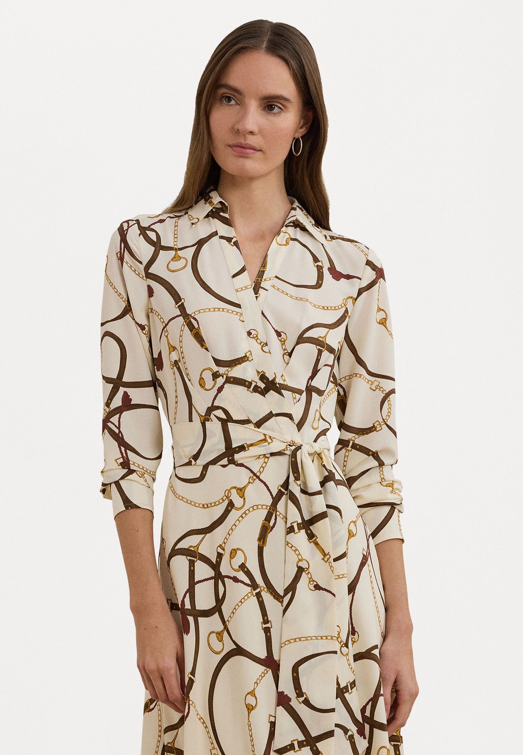 Повседневное платье ROWELLA BELTING PRINT CREPE MIDI DRESS Lauren Ralph Lauren, слоновая кость
Повседневное платье ROWELLA BELTING PRINT CREPE MIDI DRESS Lauren Ralph Lauren, слоновая кость