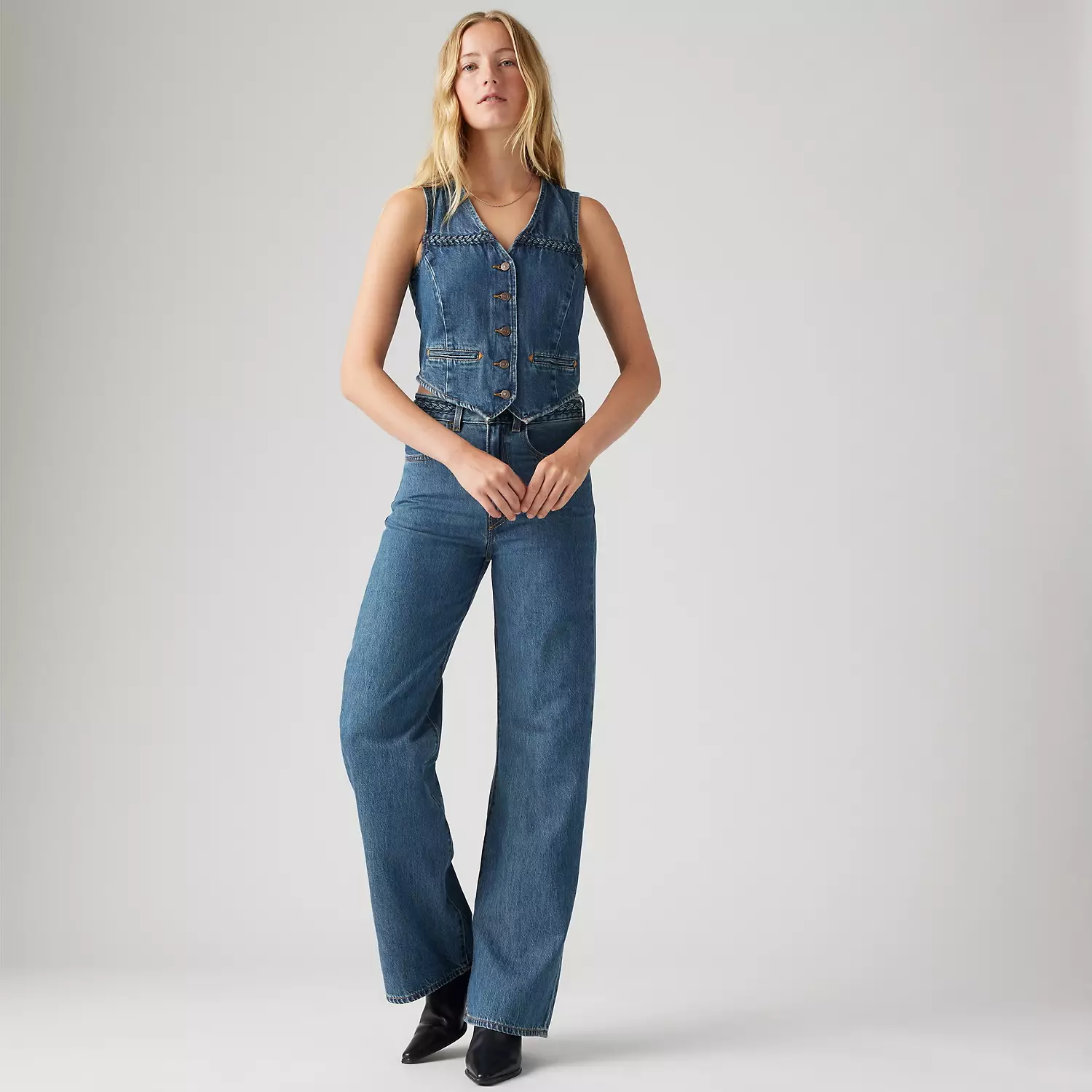 Плетеные женские джинсы Ribcage Wide Leg Levi's, цвет Big Yikes - Dark Wash
Плетеные женские джинсы Ribcage Wide Leg Levi's, цвет Big Yikes - Dark Wash