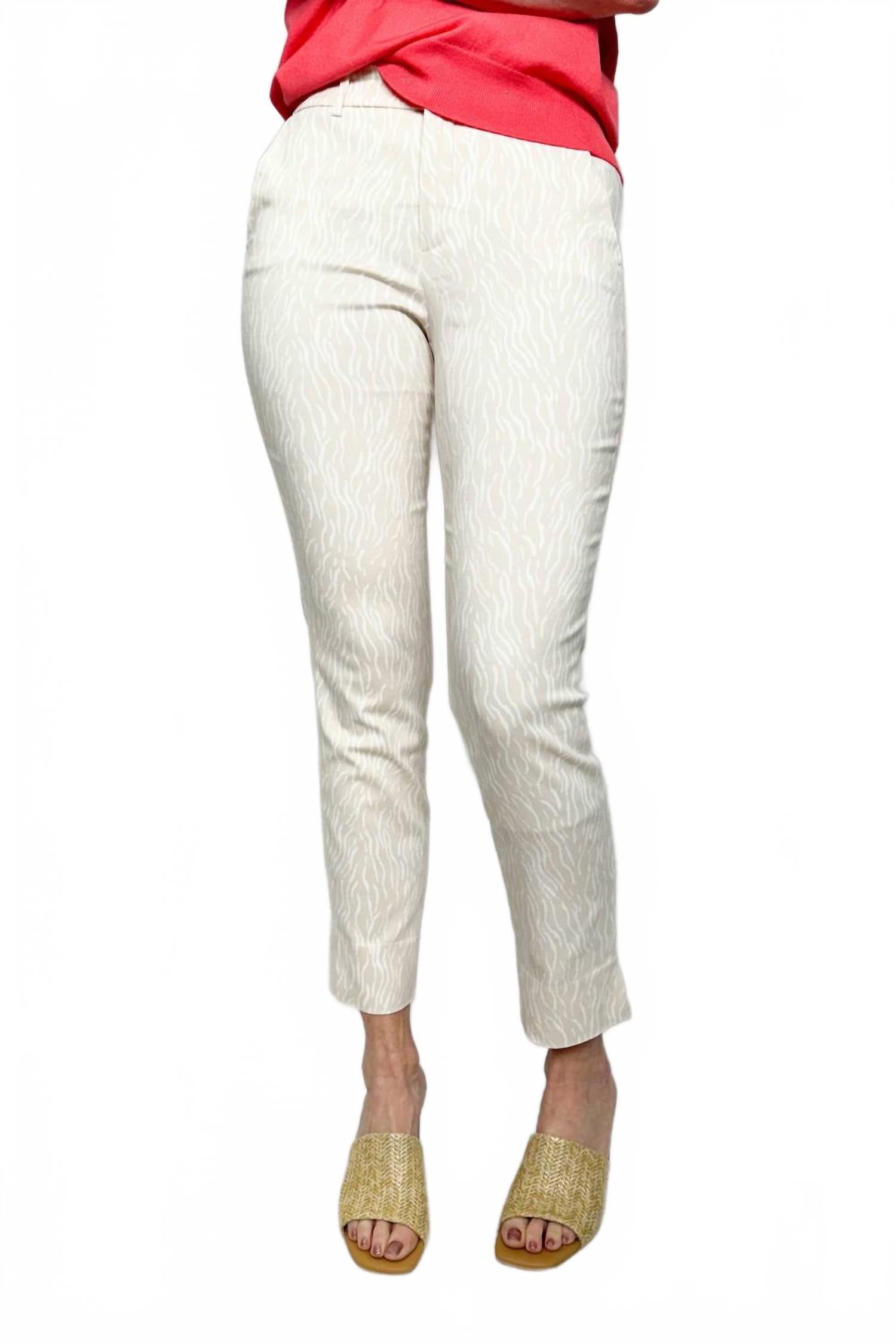 Зебровые брюки в кремовом цвете ESQUALO
Зебровые брюки в кремовом цвете ESQUALO