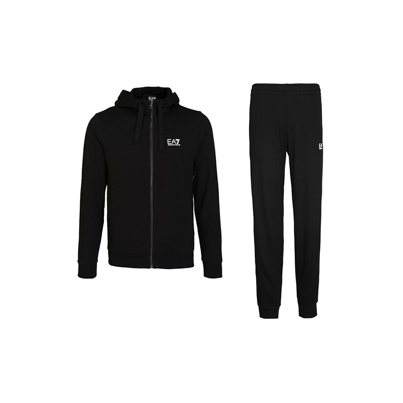 EMPORIO ARMANI Мужская повседневная спортивная одежда
EMPORIO ARMANI Мужская повседневная спортивная одежда