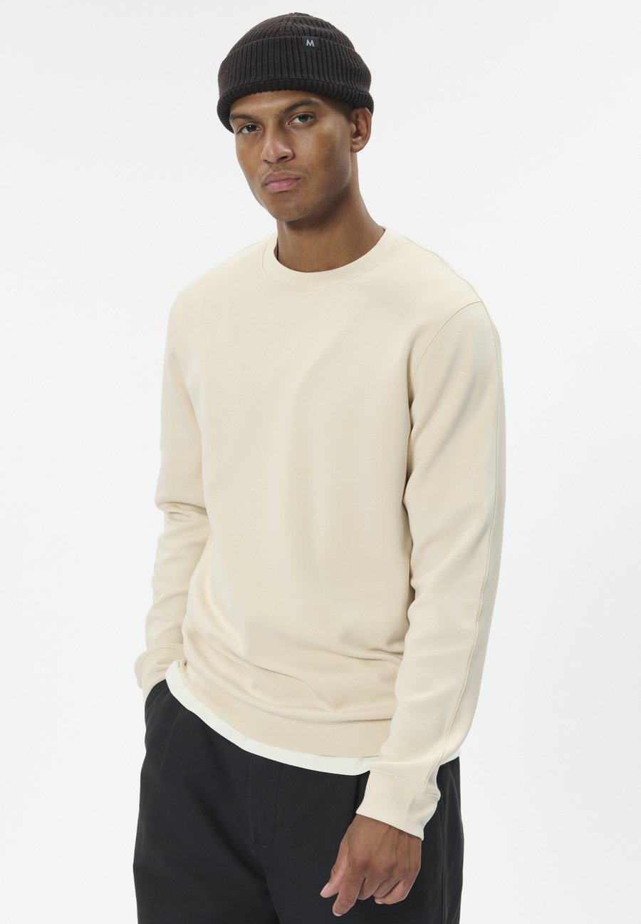 Толстовка Matinique Sweatshirt, Fog/Beige
Толстовка Matinique Sweatshirt, Fog/Beige