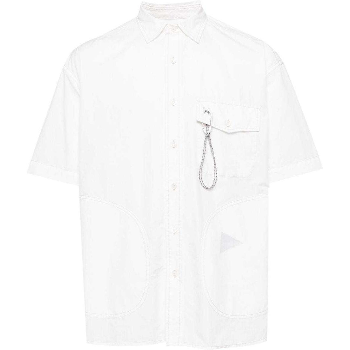 Футболка с коротким рукавом и аппликацией And Wander, белая
Футболка с коротким рукавом и аппликацией And Wander, белая