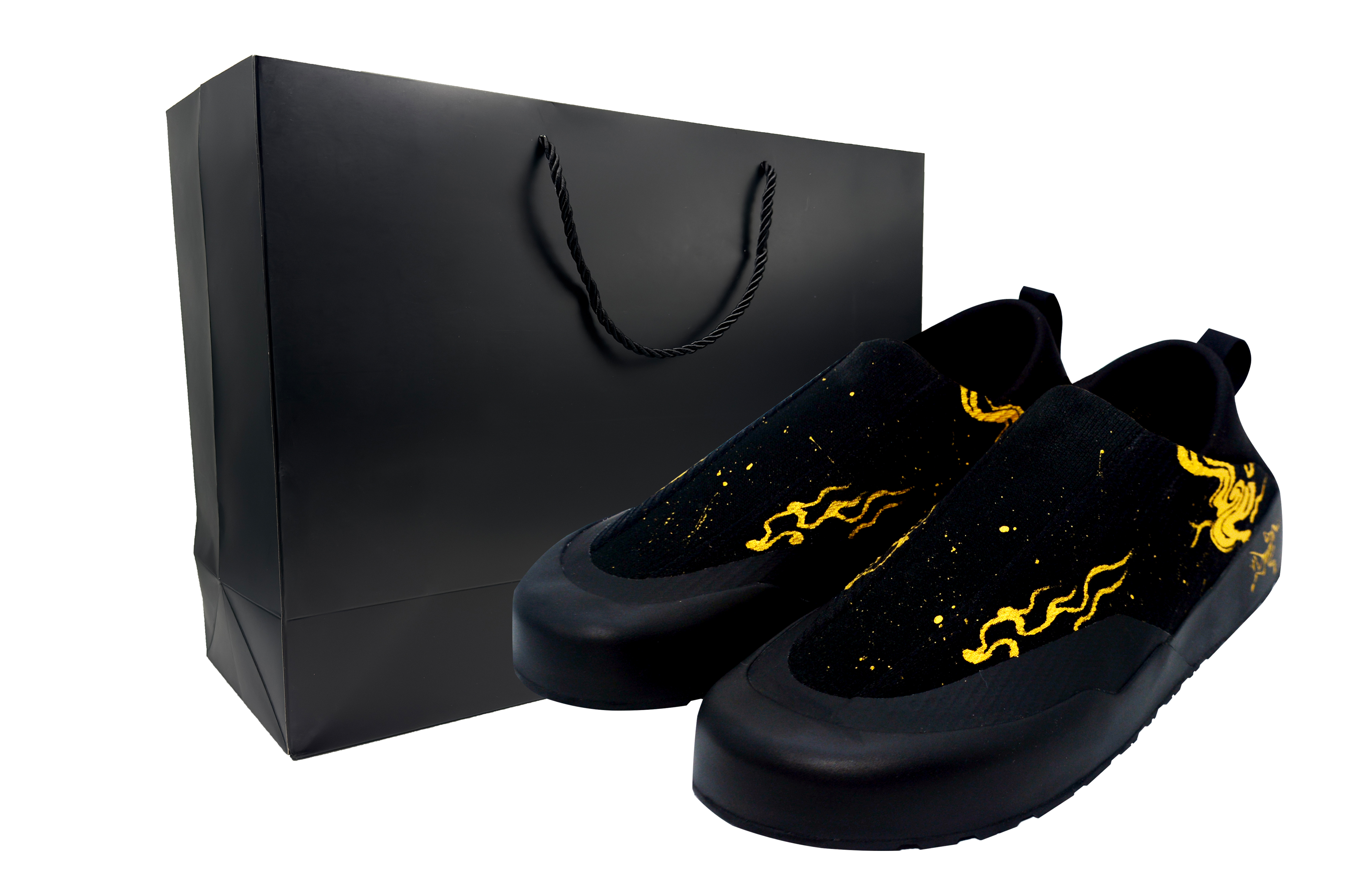 Arcteryx Низкие повседневные кроссовки KRAGG Golden Age, устойчивые к истиранию, мужские, черно-золотые
Arcteryx Низкие повседневные кроссовки KRAGG Golden Age, устойчивые к истиранию, мужские, черно-золотые