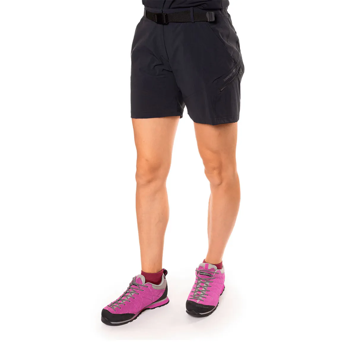 Yittu Vn Trangoworld женские бермудские шорты, чёрный
Yittu Vn Trangoworld женские бермудские шорты, чёрный