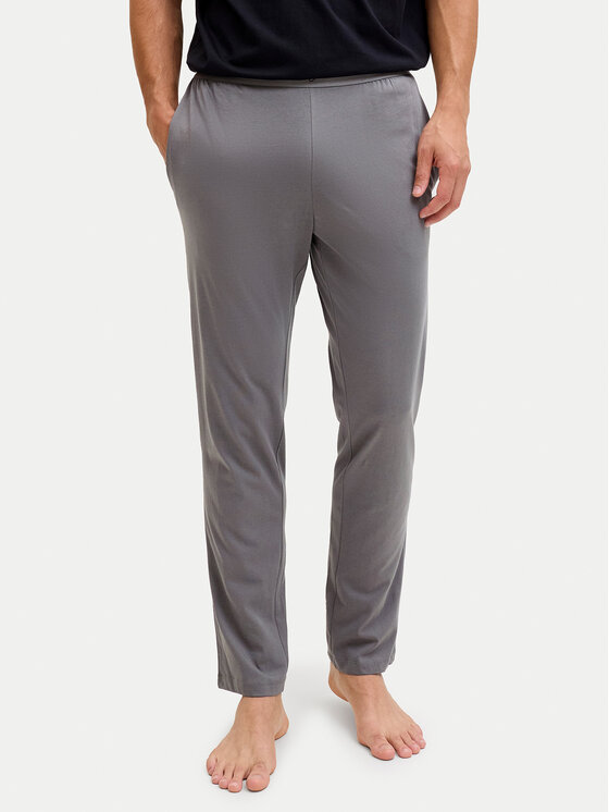 Пижамные брюки regular fit Clyde 12291501 Jack & Jones, серый
Пижамные брюки regular fit Clyde 12291501 Jack & Jones, серый