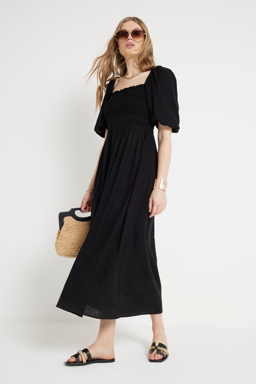 Платье миди с рюшами и квадратным вырезом River Island, черный
Платье миди с рюшами и квадратным вырезом River Island, черный