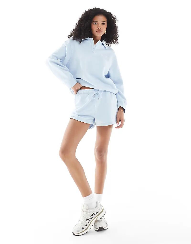 Спортивные шорты с вышивкой 4th & Reckless синего цвета
Спортивные шорты с вышивкой 4th & Reckless синего цвета