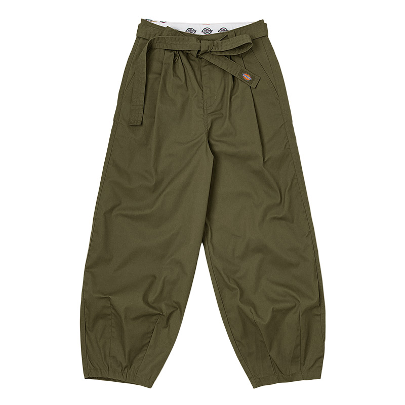 Женские карго-брюки армейского зеленого цвета Dickies
Женские карго-брюки армейского зеленого цвета Dickies