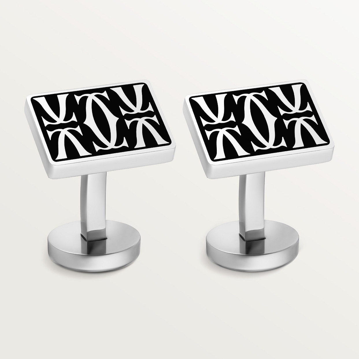 Запонки Cartier Boutons de manchette Double C de Cartier, цельное серебро
Запонки Cartier Boutons de manchette Double C de Cartier, цельное серебро