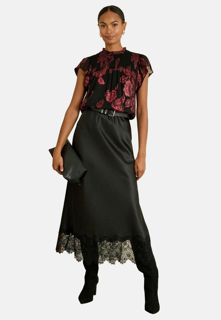 Блуза Love & Roses REGULAR FIT SHELL, Black Floral/Black
Блуза Love & Roses REGULAR FIT SHELL, Black Floral/Black