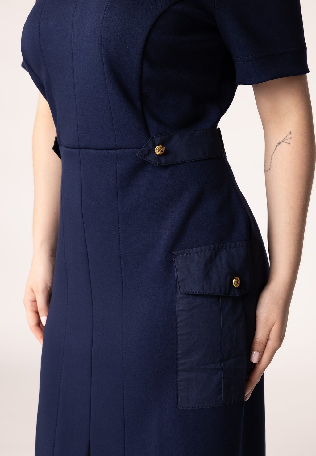 Платье из джерси QUIOSQUE, темно-синий
Платье из джерси QUIOSQUE, темно-синий