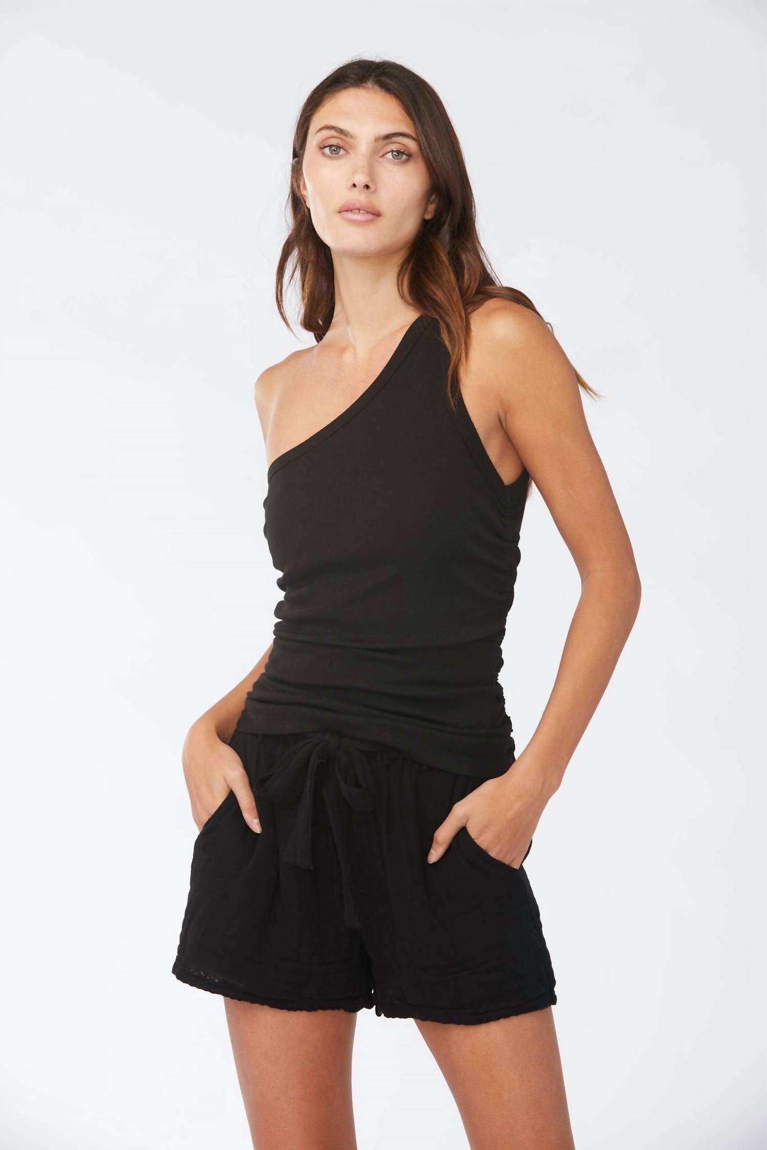 Майка женская sundays, черный
Майка женская sundays, черный