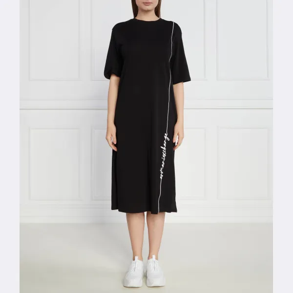 Одетое платье Armani Exchange, черный
Одетое платье Armani Exchange, черный