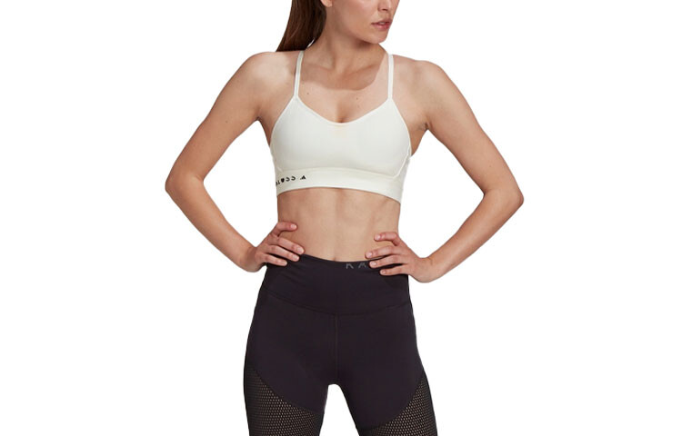 Спортивное нижнее белье женское белое Adidas
Спортивное нижнее белье женское белое Adidas