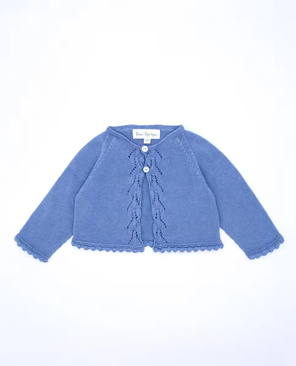 Малышка хлопковая жакетка с ажурным Fina Ejerique, синий
Малышка хлопковая жакетка с ажурным Fina Ejerique, синий