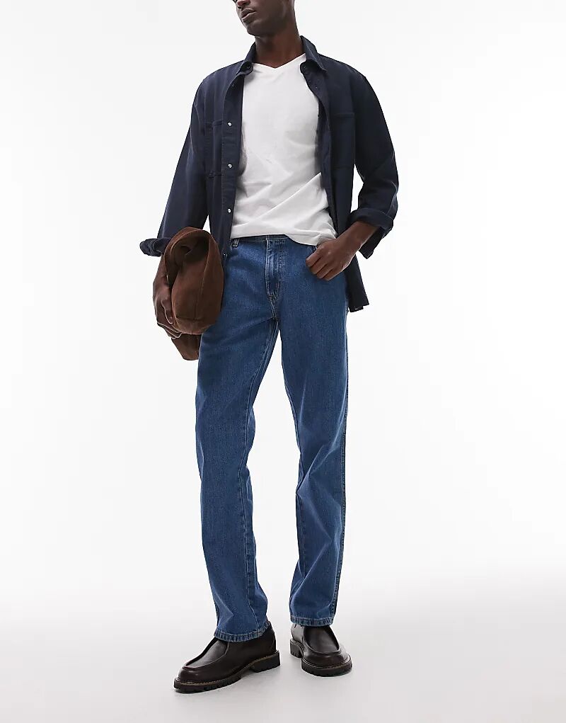 Джинсы Wrangler Texas прямого кроя, средне-синего цвета
Джинсы Wrangler Texas прямого кроя, средне-синего цвета