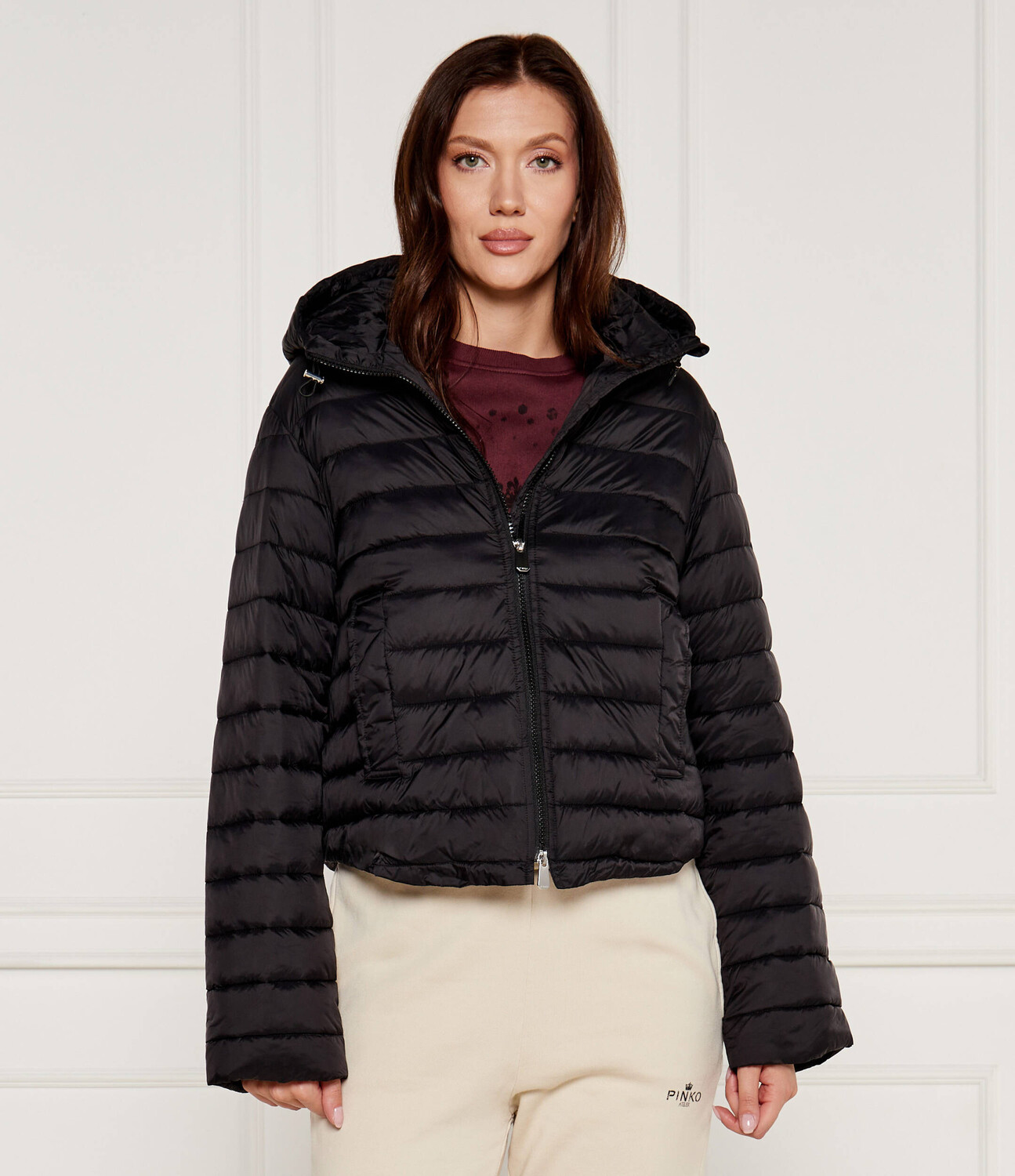 Куртка Pinko IDROVOLANTE Regular Fit, черный
Куртка Pinko IDROVOLANTE Regular Fit, черный