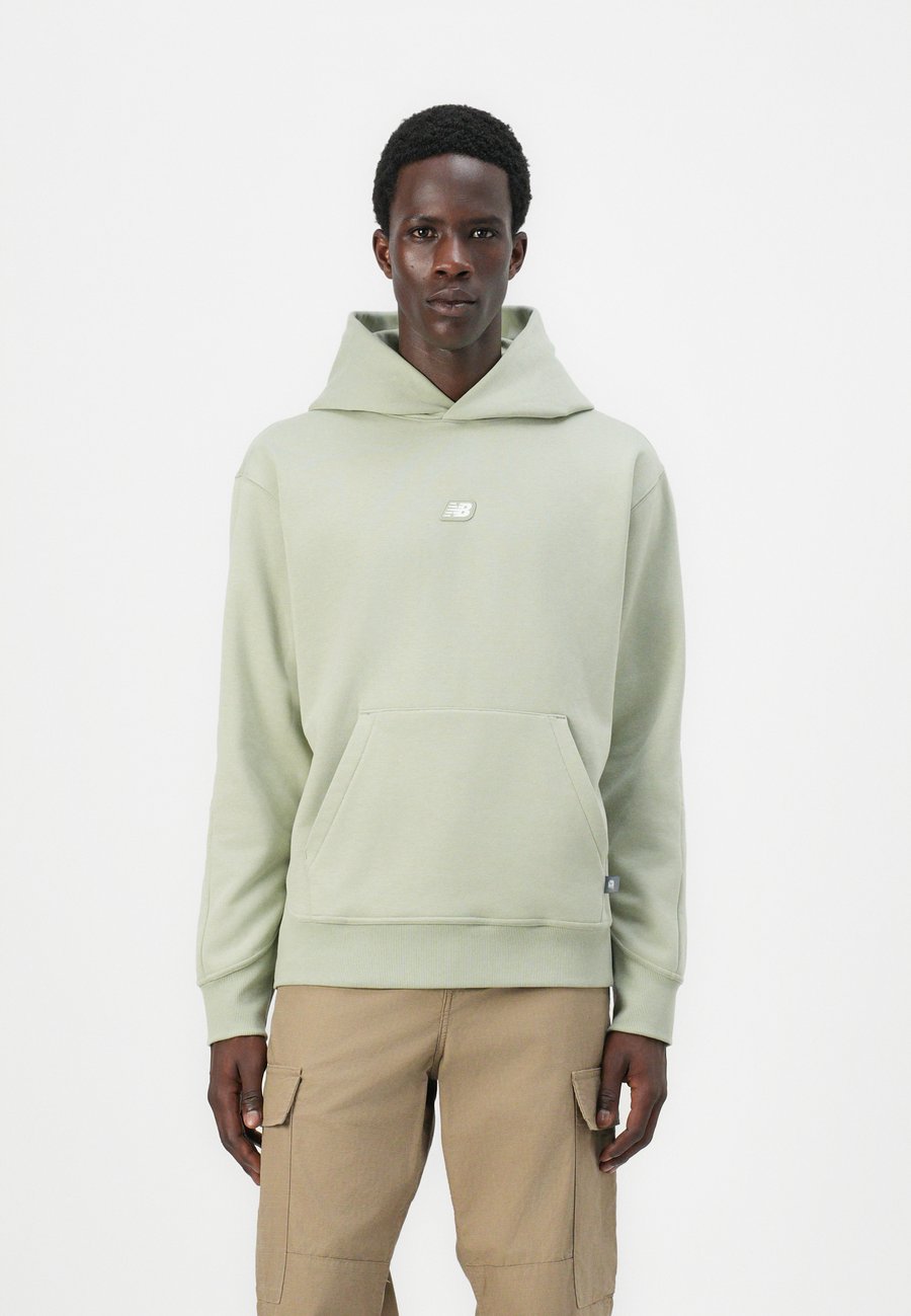 Толстовка New Balance ALL DAY UNIFORM HOODIE UNISEX, Green/Khaki
Толстовка New Balance ALL DAY UNIFORM HOODIE UNISEX, Green/Khaki